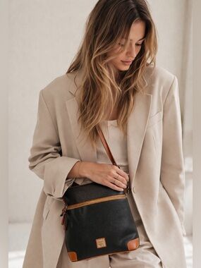 Dooney & Bourke Pebbled Leather Bag | Adjustable Strap